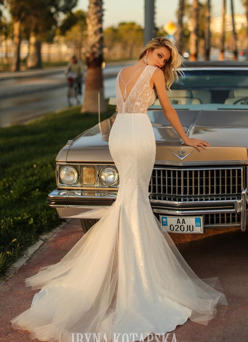 Iryna Kotapska 2139 | Wedding Dress New Zealand