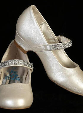 Mia Shoe