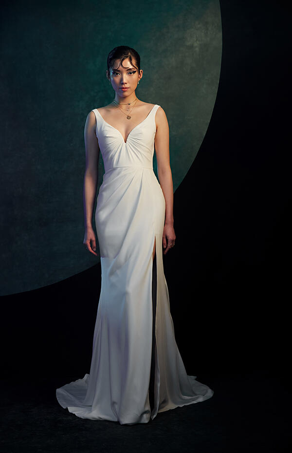 Theia CoutureAstra