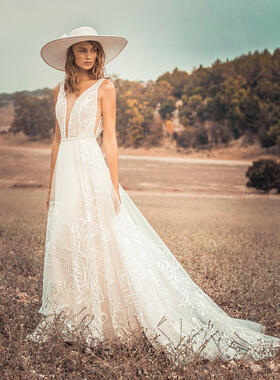 Rish Bridal Calandra