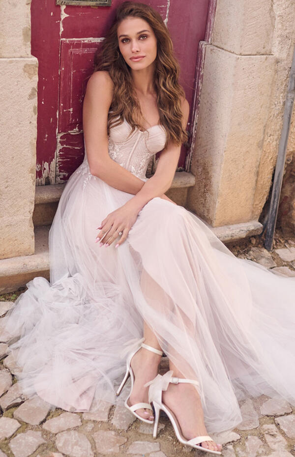 Maggie SotteroGwen