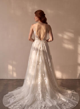 Makerry Lily Wedding Dress