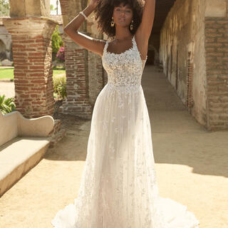 Snapped up for a weddingMindel