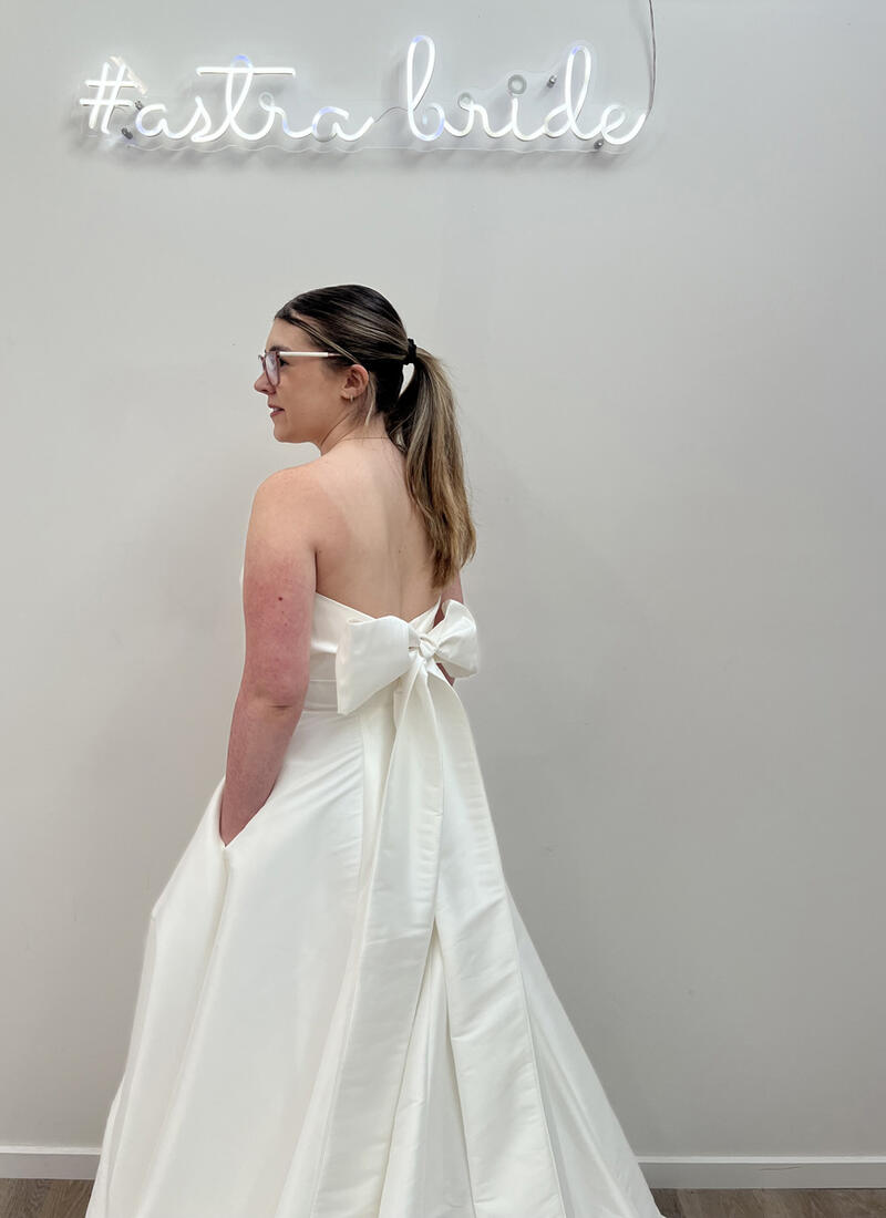 Forget Me Knot Minneapolis | Wedding Dress New Zealand