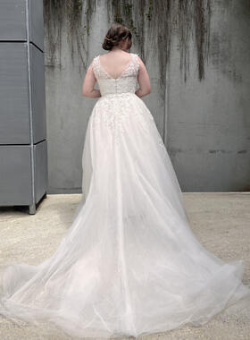 Forget Me Knot Pieter | Wedding Dress New Zealand