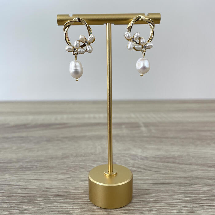 Pearl hoops