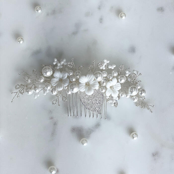 Floral & Leaf Pearl comb