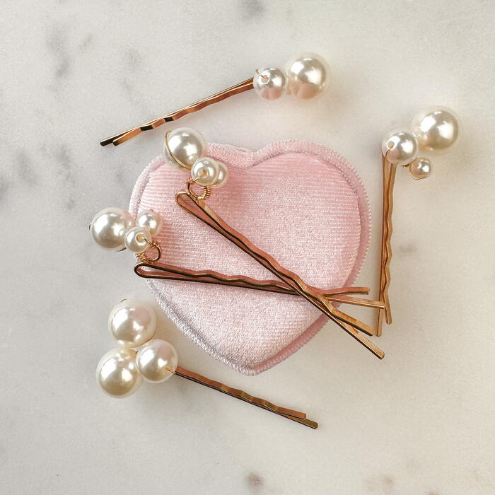 Pearl pins